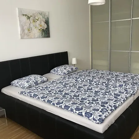 River Diamond Luxury Apartment